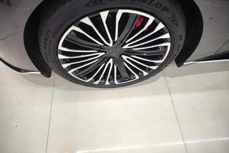 Used Avatr 12 2025 Updated Ultra All-Electric Four-Wheel Drive Exterior 4