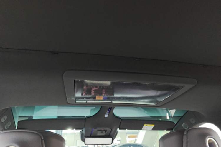 Used Avatr 12 2025 Ultra Extended-Range Edition Headliner
