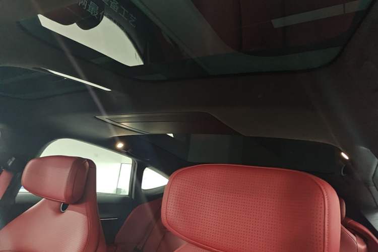 Used Avatr 12 2025 Year Updated Ultra Extended-Range Version Headliner