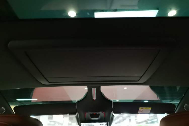 Used Avatr 12 2025 Year Updated Ultra Extended-Range Version Headliner