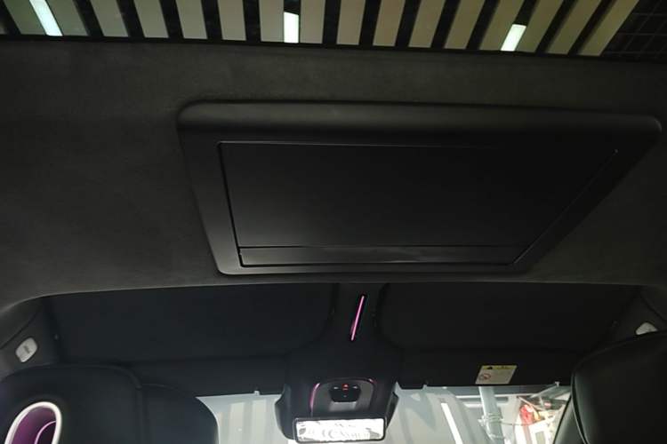 Used Avatr 12 2025 Ultra Extended-Range Edition Headliner