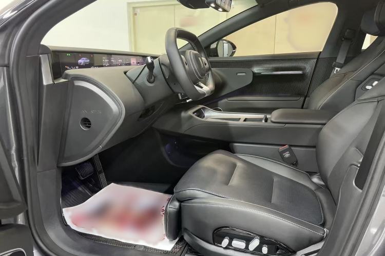 Used Avatr 12 2025 Ultra All-Electric Four-Wheel Drive Interior 2