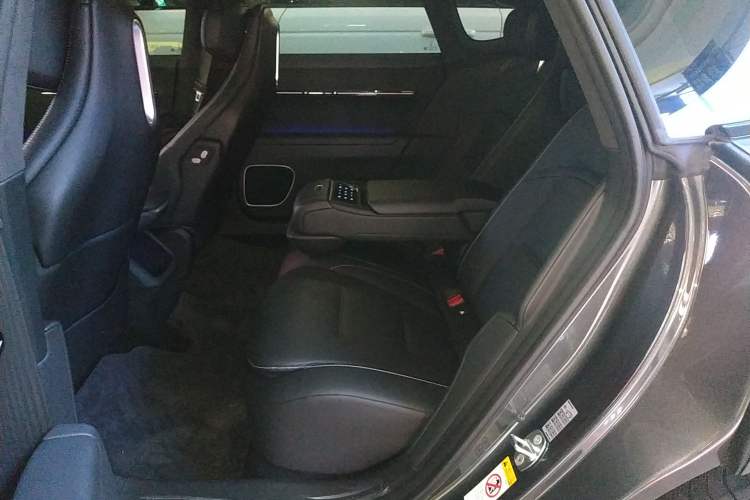 Used Avatr 12 2025 Ultra Extended-Range Edition Interior 4