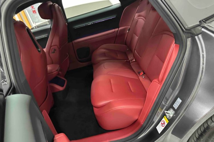 Used Avatr 12 2025 Year Updated Ultra Extended-Range Version Interior 4