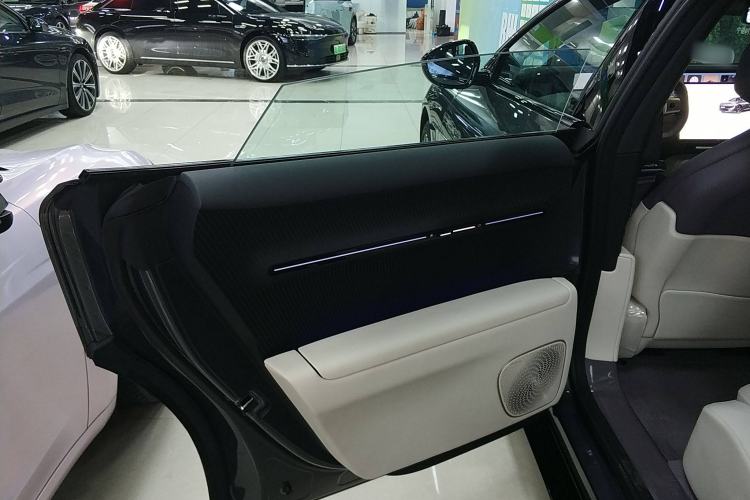 Used Avatr 12 2025 Max All-Electric Version Interior 8