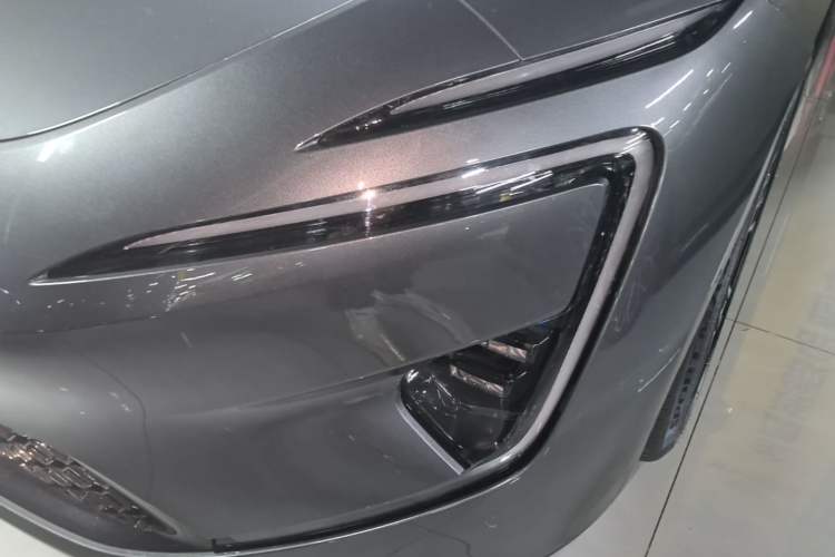 Used Avatr 12 2025 Ultra Extended-Range Edition Left Front Headlight