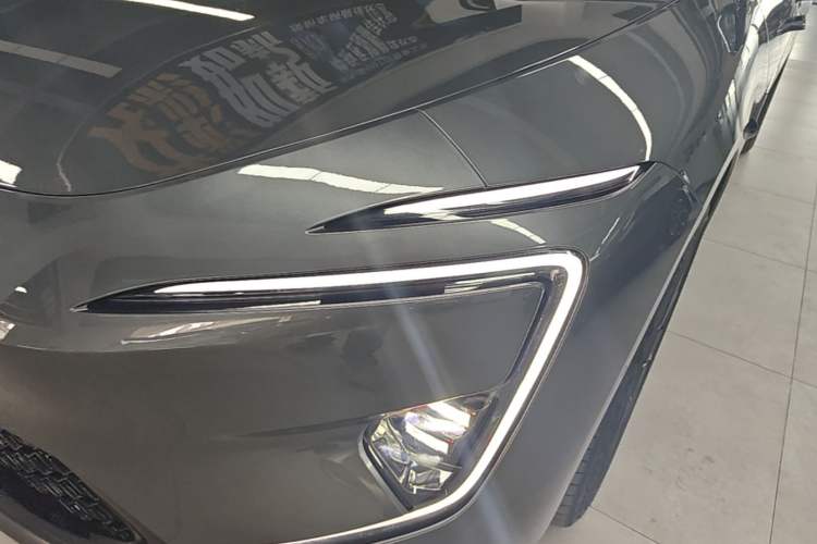 Used Avatr 12 2025 Year Updated Ultra Extended-Range Version Left Front Headlight