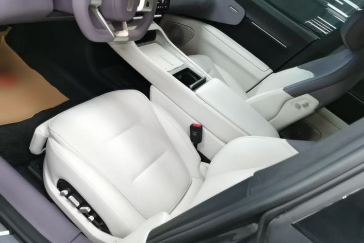Used Avatr 12 2025 Ultra Extended-Range Edition Left Front Seat