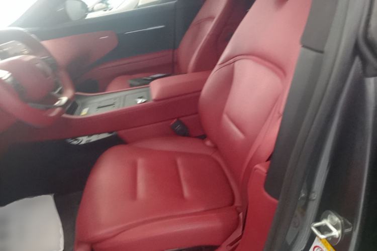 Used Avatr 12 2025 Year Updated Ultra Extended-Range Version Left Front Seat