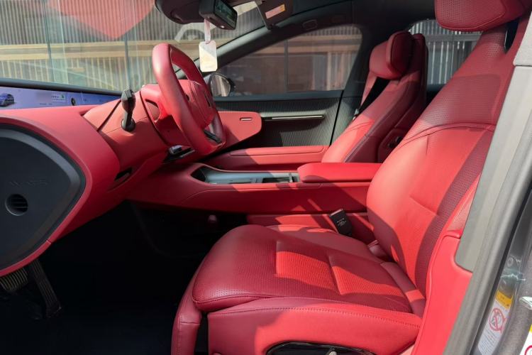 Used Avatr 12 2025 Year Updated Ultra Extended-Range Version Left Front Seat