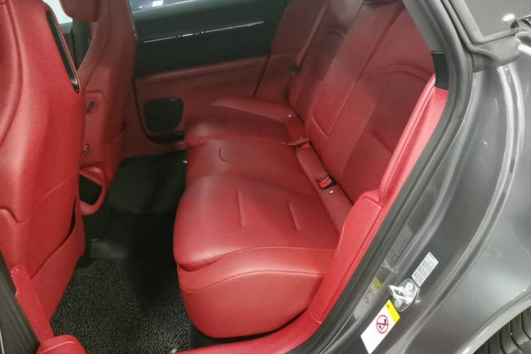 Used Avatr 12 2025 Year Updated Ultra Extended-Range Version Left Rear Seat