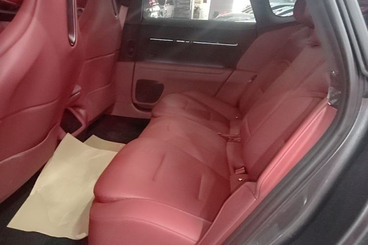 Used Avatr 12 2025 Year Updated Ultra Extended-Range Version Left Rear Seat