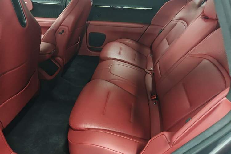 Used Avatr 12 2025 Year Updated Ultra Extended-Range Version Left Rear Seat