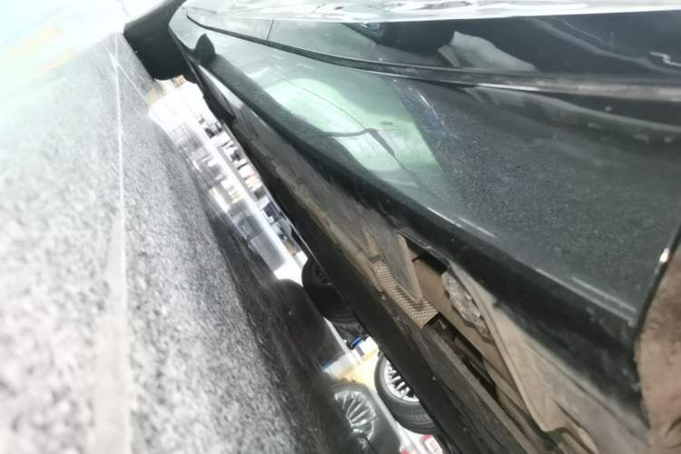 Used Avatr 12 2025 Ultra Extended-Range Edition Left Side Sill