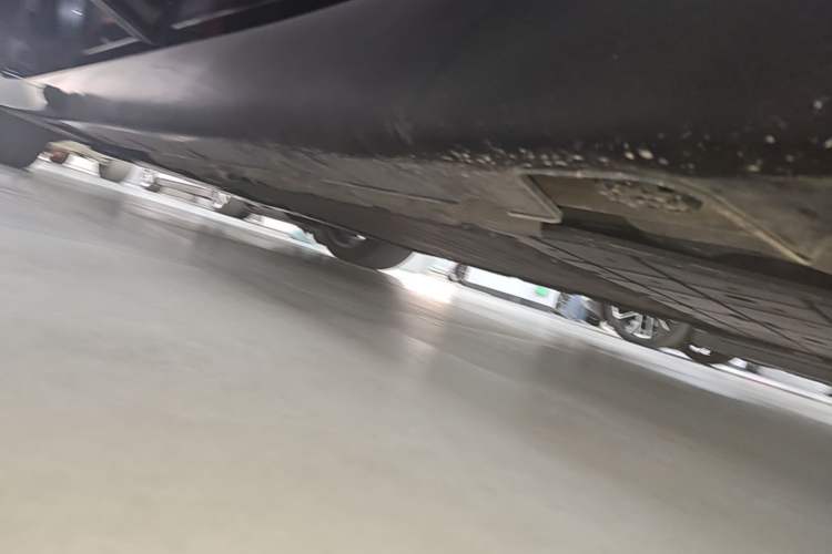 Used Avatr 12 2025 Year Updated Ultra Extended-Range Version Left Side Sill