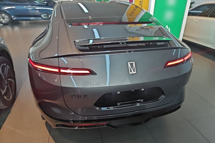 Used Avatr 12 2025 Ultra Extended-Range Edition Rear