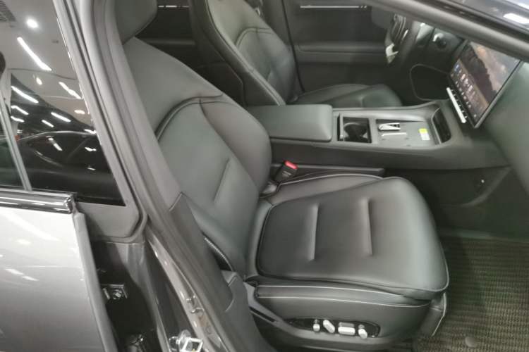 Used Avatr 12 2025 Ultra All-Electric Four-Wheel Drive Right Front Seat
