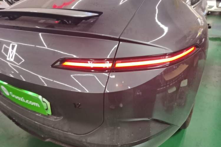 Used Avatr 12 2025 Ultra Extended-Range Edition Right Rear Taillight