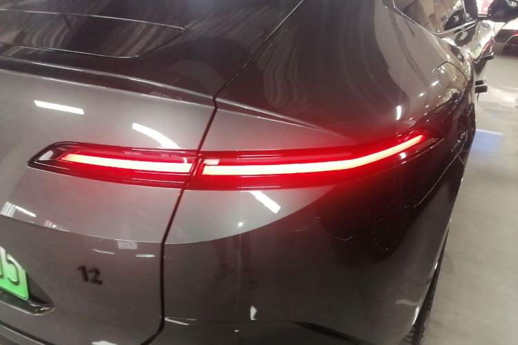 Used Avatr 12 2025 Year Updated Ultra Extended-Range Version Right Rear Taillight