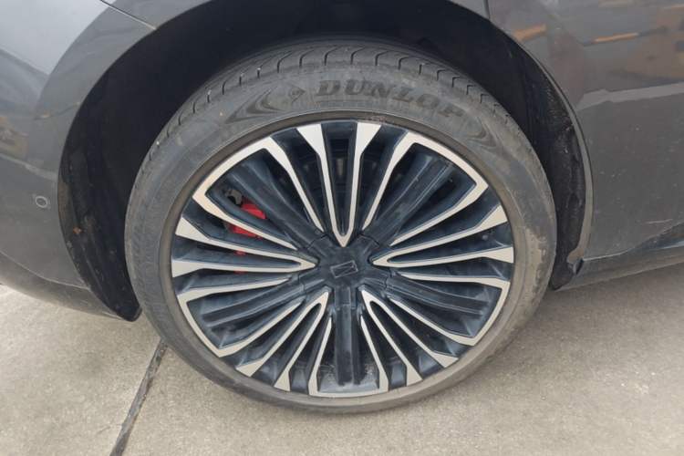 Used Avatr 12 2025 Ultra Extended-Range Edition Right Rear Wheel Hub