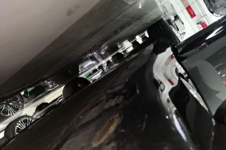 Used Avatr 12 2025 Year Updated Ultra Extended-Range Version Right Side Sill