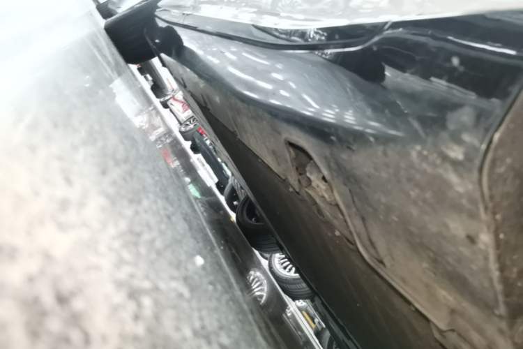 Used Avatr 12 2025 Ultra Extended-Range Edition Right Side Sill