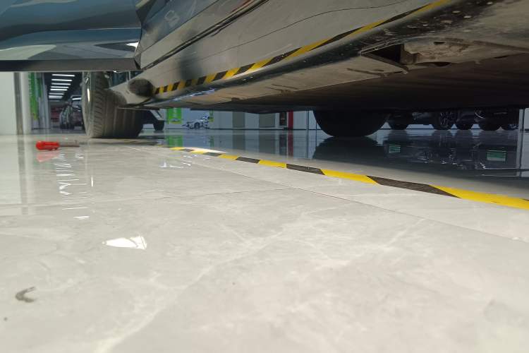 Used Avatr 12 2025 Year Updated Ultra Extended-Range Version Right Side Sill