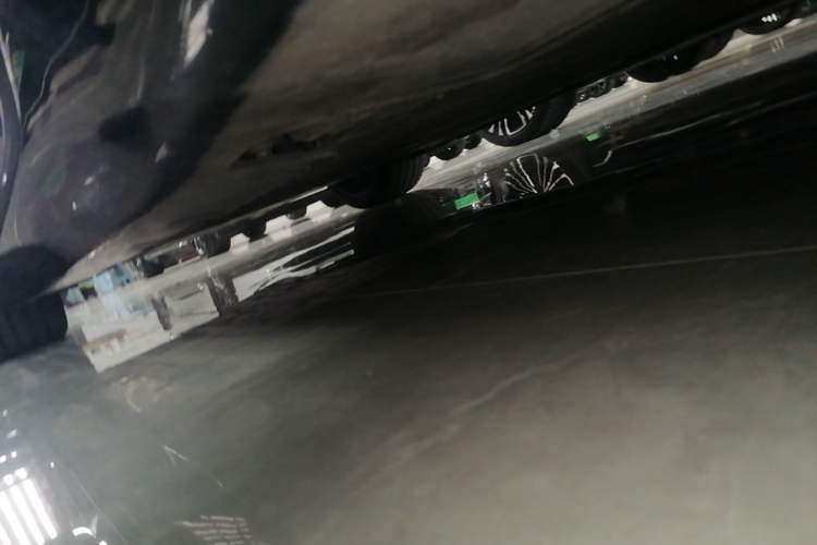 Used Avatr 12 2025 Year Updated Ultra Extended-Range Version Right Side Sill