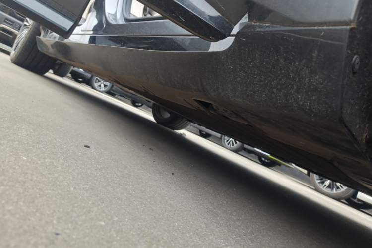 Used Avatr 12 2025 Ultra Extended-Range Edition Right Side Sill
