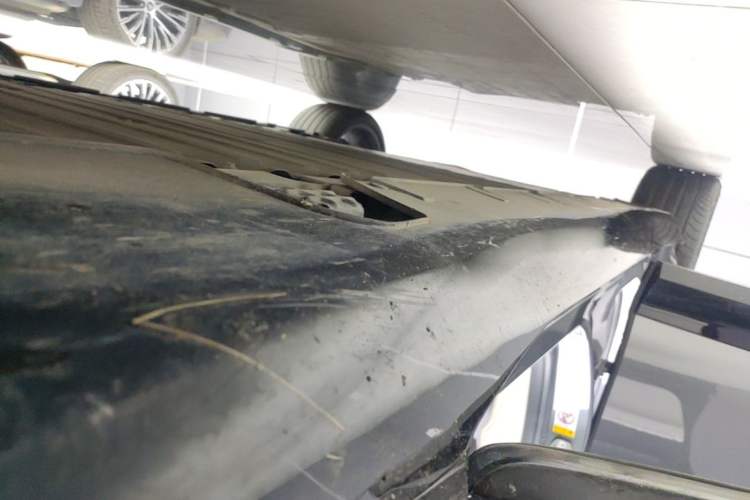 Used Avatr 12 2025 Ultra Extended-Range Edition Right Side Sill