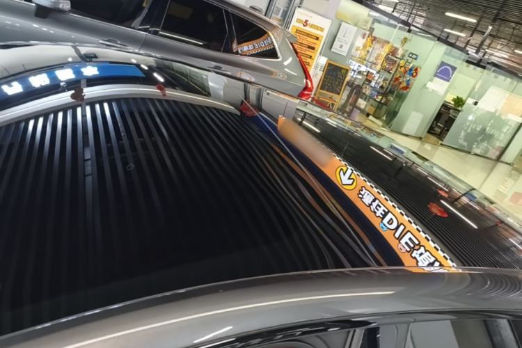Used Avatr 12 2025 Year Updated Ultra Extended-Range Version Roof