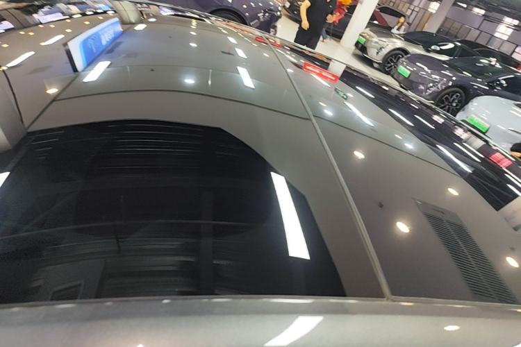 Used Avatr 12 2025 Ultra Extended-Range Edition Roof