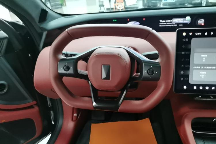 Used Avatr 12 2025 Year Updated Ultra Extended-Range Version Steering Wheel