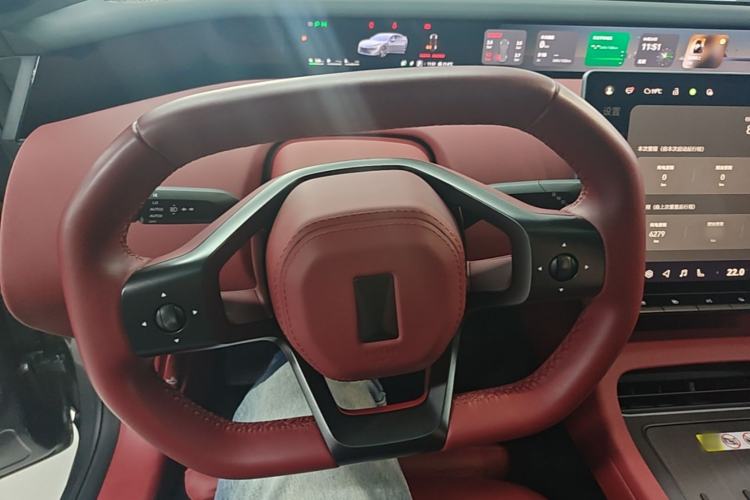 Used Avatr 12 2025 Year Updated Ultra Extended-Range Version Steering Wheel