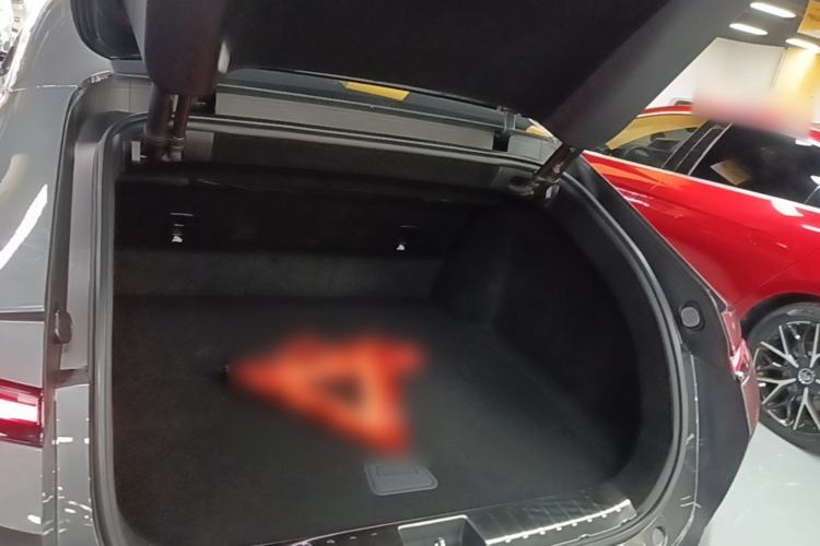 Used Avatr 12 2025 Ultra Extended-Range Edition Trunk