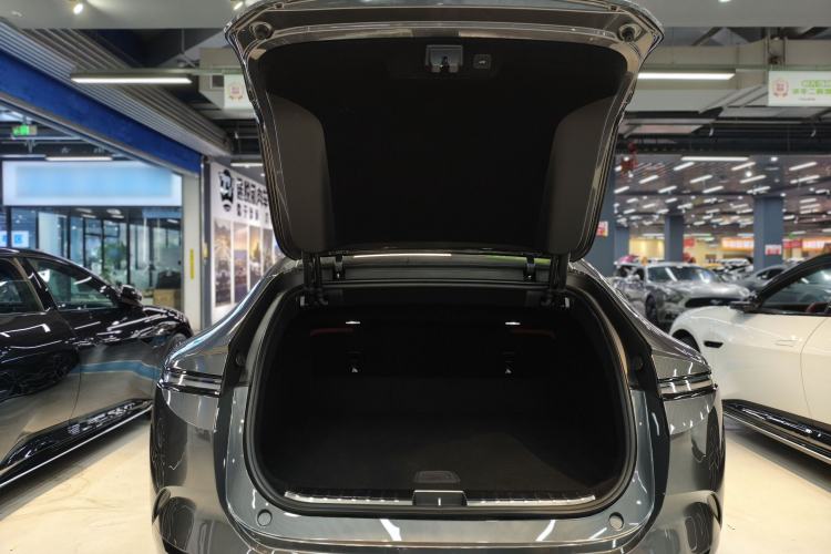 Used Avatr 12 2025 Year Updated Ultra Extended-Range Version Trunk