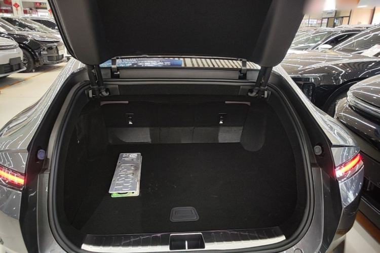 Used Avatr 12 2025 Updated Ultra All-Electric Four-Wheel Drive Trunk