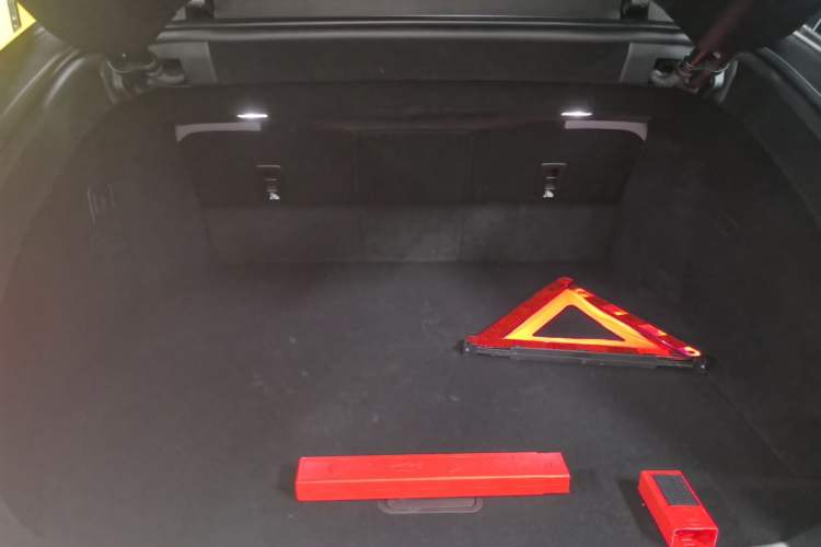 Used Avatr 12 2025 Ultra Extended-Range Edition Trunk