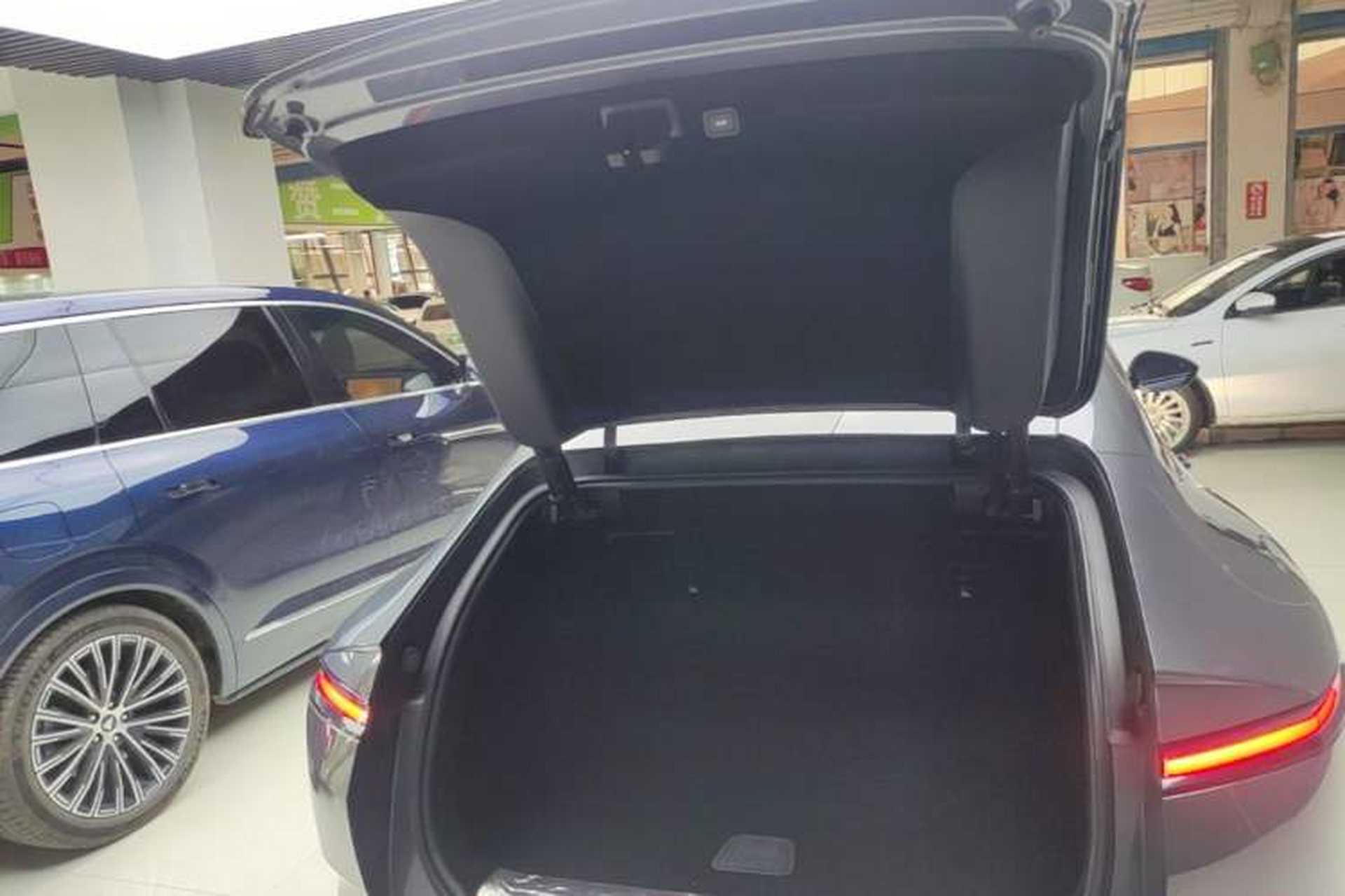 Used Avatr 12 2025 Ultra Extended-Range Edition Trunk