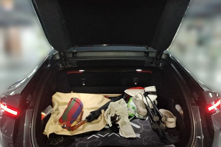 Used Avatr 12 2025 Max All-Electric Four-Wheel Drive Trunk