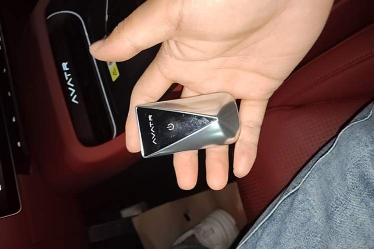 Used Avatr 12 2025 Year Updated Ultra Extended-Range Version Vehicle Key