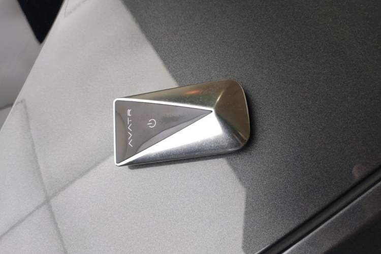 Used Avatr 12 2025 Ultra Extended-Range Edition Vehicle Key