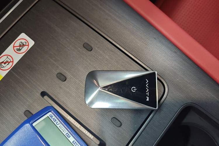 Used Avatr 12 2025 Year Updated Ultra Extended-Range Version Vehicle Key