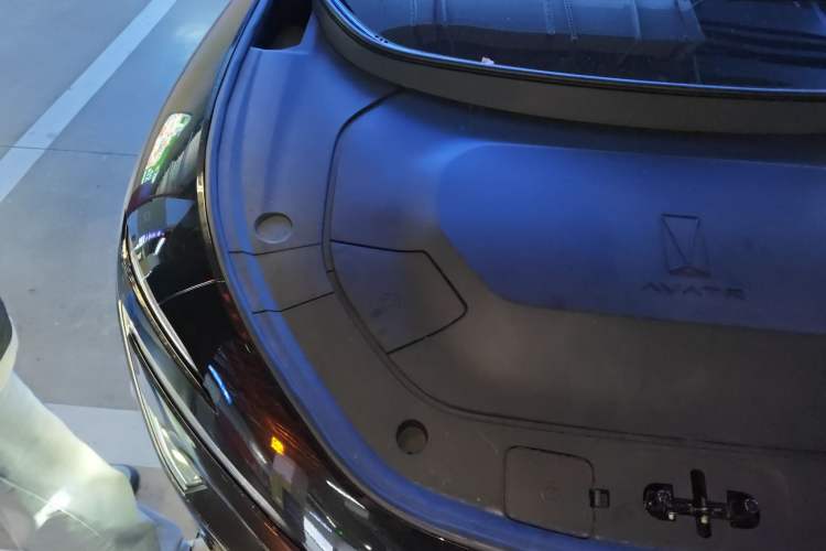 Used Avatr 12 2025 Max Extended-Range Edition Engine Bay Right