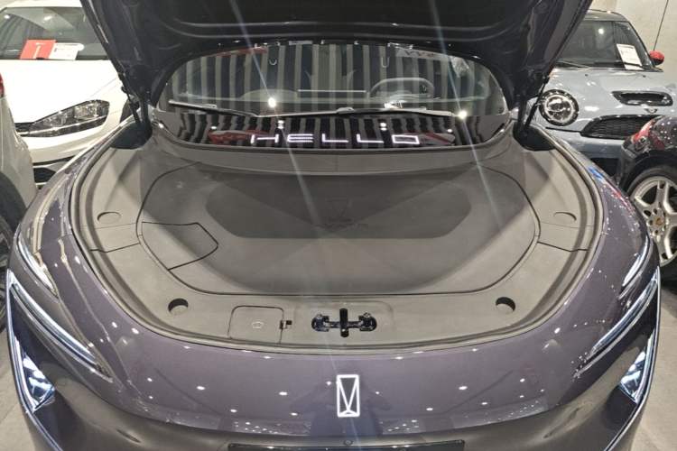 Used Avatr 12 2025 Ultra Extended-Range Edition Engine Bay
