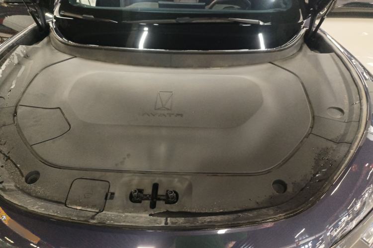 Used Avatr 12 2025 Ultra Extended-Range Edition Engine Bay