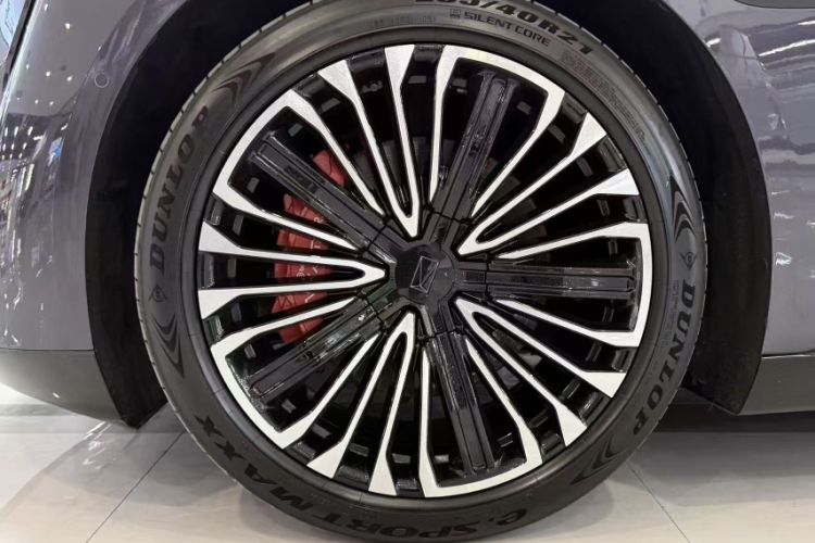 Used Avatr 12 2025 Ultra Extended-Range Edition Exterior 4