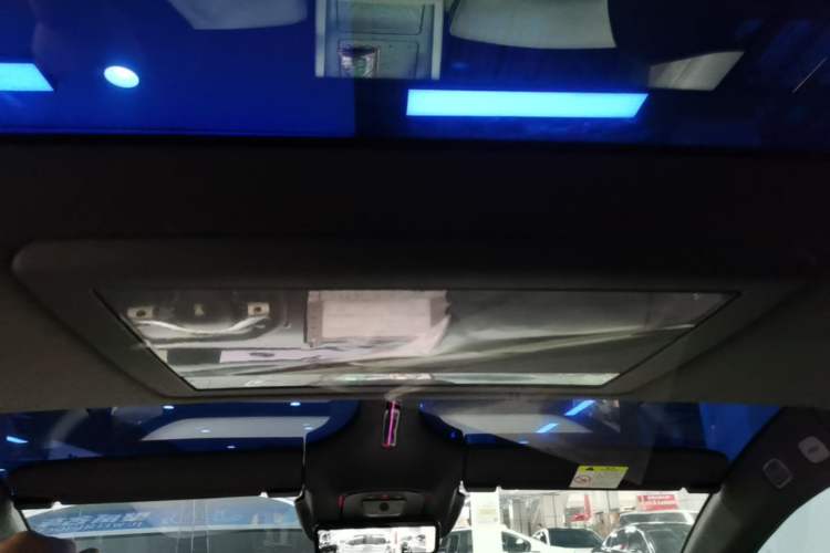 Used Avatr 12 2025 Ultra Extended-Range Edition Headliner