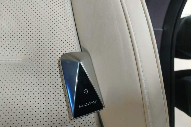 Used Avatr 12 2025 Ultra Extended-Range Edition Interior 1