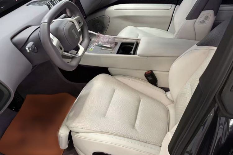 Used Avatr 12 2025 Ultra Extended-Range Edition Interior 3